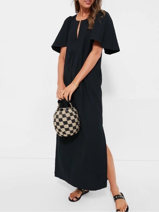 Tuckernuck Dresses & Skirts - Pomander Place Black Finley Flutter Sleeve Maxi Dress
